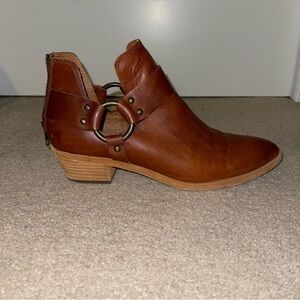 Frye Leather Harness Ankle Boots Women’s 10M Brown Ring Moto Western Booties